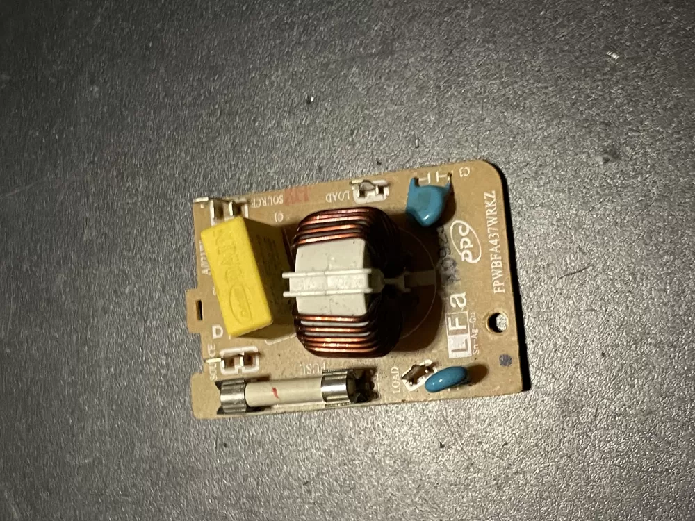 [frigidaire  Kenmore] FPWBFA437WRKZ 5304492543 Microwave Control Board Noise Filter
