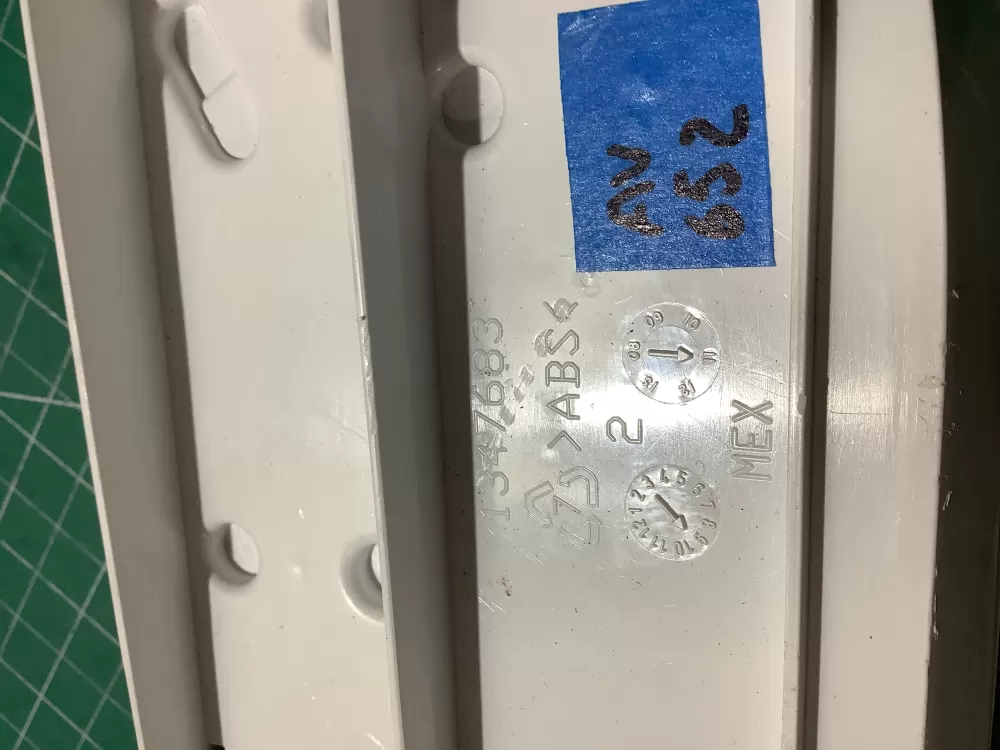 Electrolux Frigidaire 134768300 791100BD Washer Control Board AZ188619 | AV652