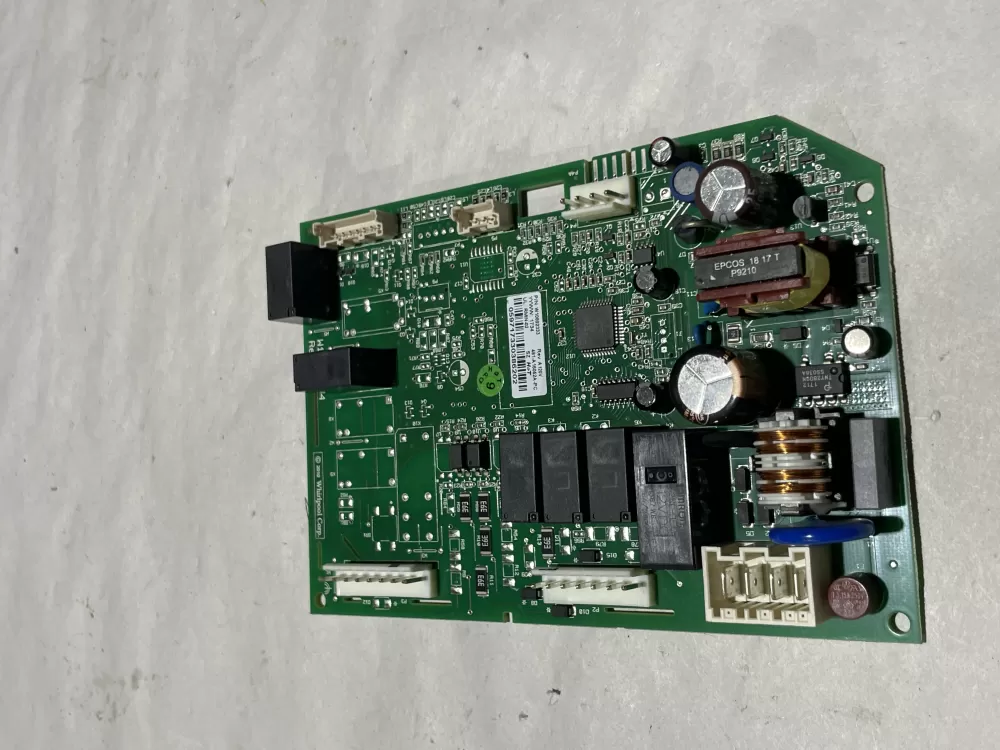 Whirlpool  Maytag  KitchenAid  Kenmore W10547719 W10892333 WPW10547719 W11035836 PS11773172 Refrigerator Control Board