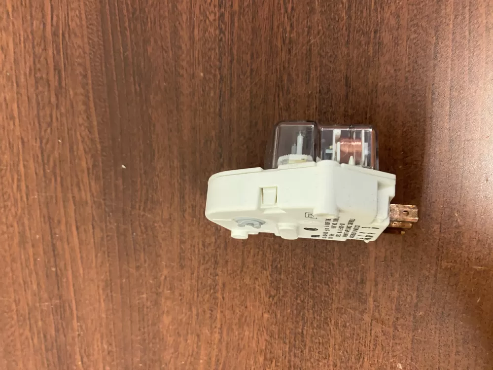 Whirlpool Kenmore W10822278 2188375 Refrigerator Defrost Timer AZ58040 | BK1986