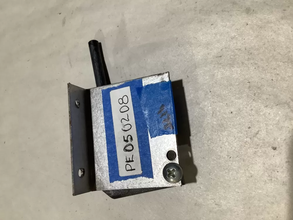 Viking Oven Range Door Switch PE050208 AZ113601 | Sl10