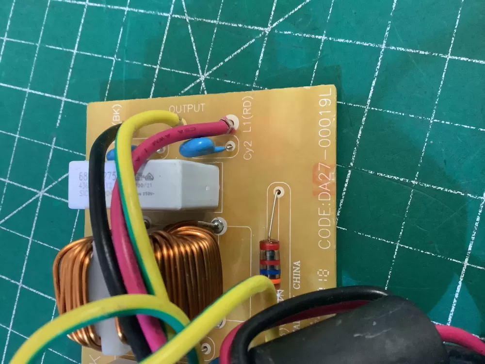 Samsung DA27-00019L Refrigerator Control Board Noise Filter AZ201738 | NR330