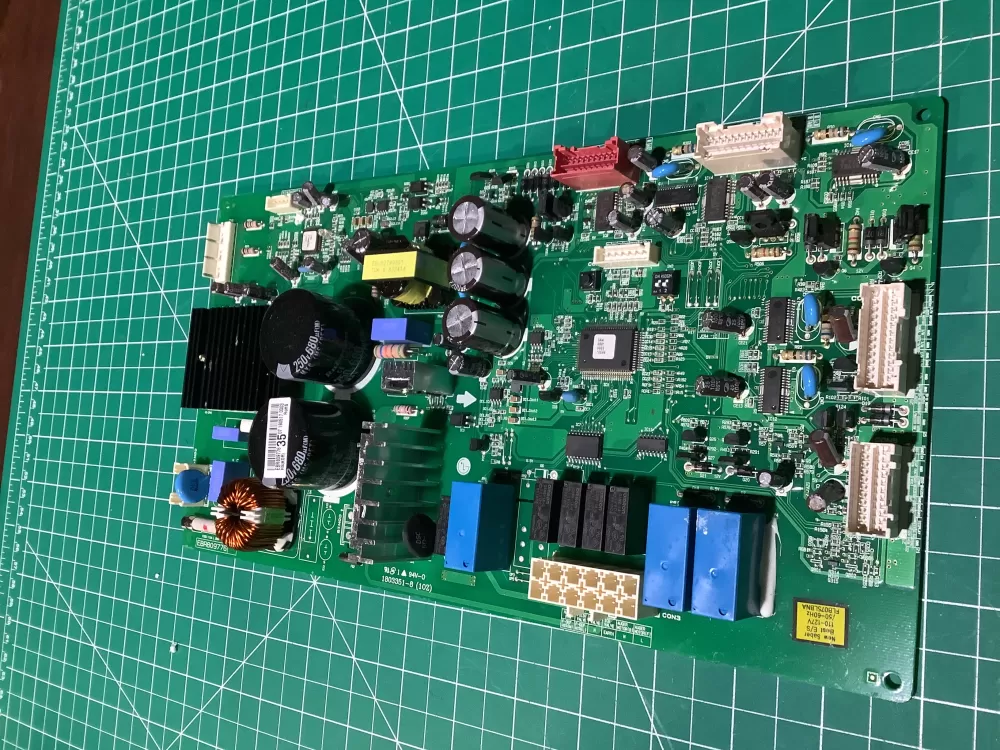 LG Kenmore EBR80977635 Refrigerator Control Board AZ133513 | NRV604