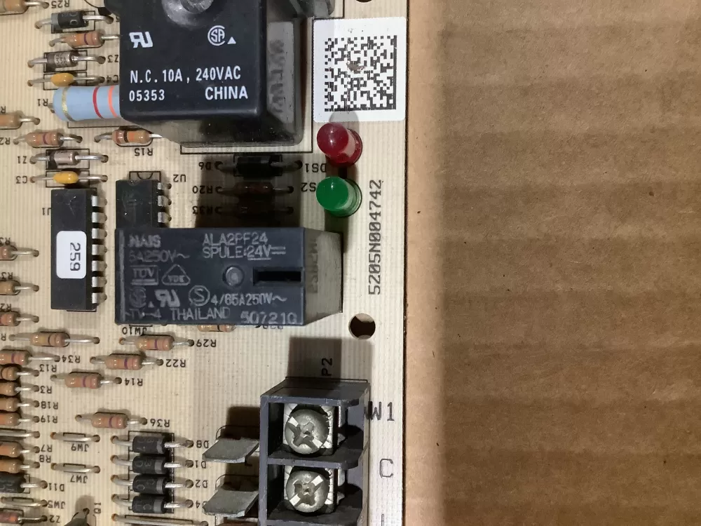 Lennox 100269-01 Defrost Control Board AZ104806 | AR1850