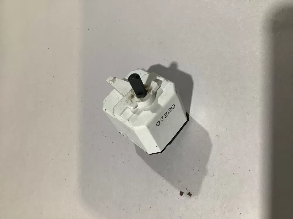 GE 248C1056P001 WE4M368 Dryer Buzzer Switch AZ103850 | Sl31