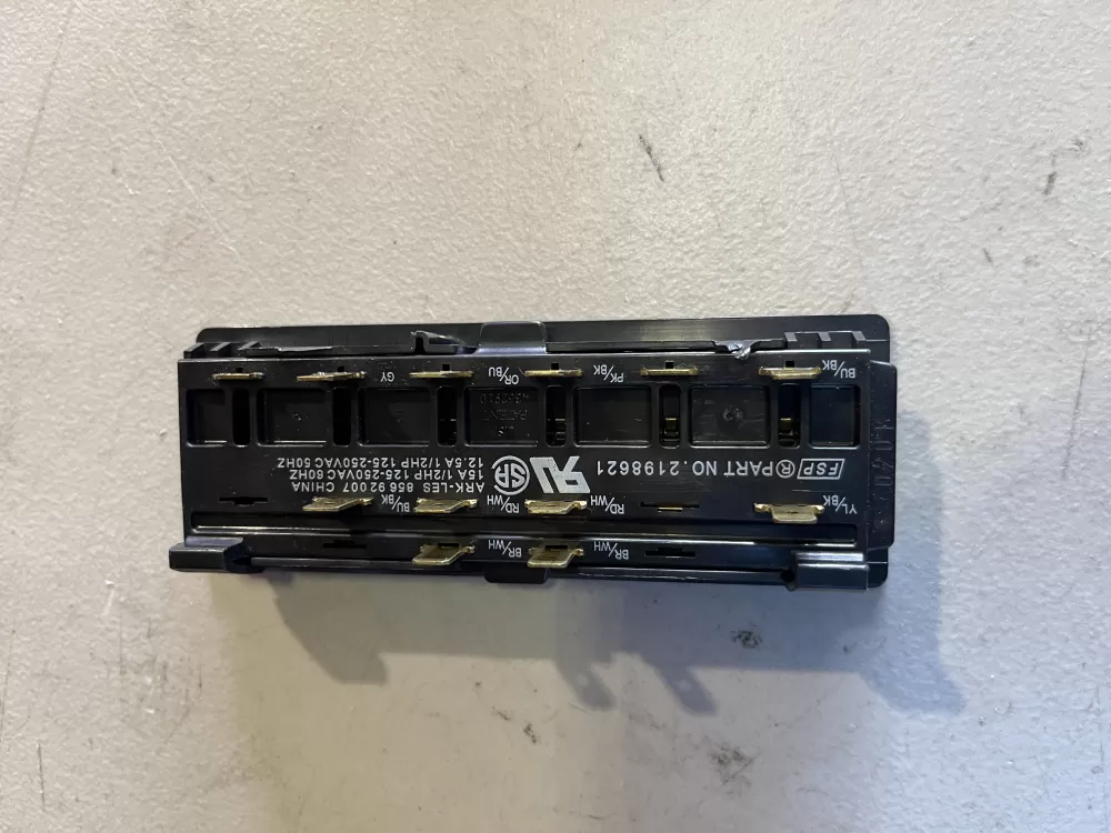 Whirlpool  Maytag  KitchenAid  Kenmore AP3037645 826469 2198621 PS329965 Refrigerator Control Board Dispenser