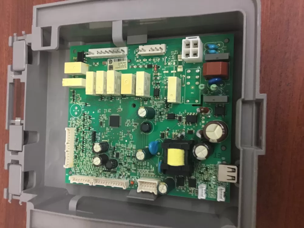 Frigidaire AP6327056 A05540705 5304510310 Refrigerator Control Board