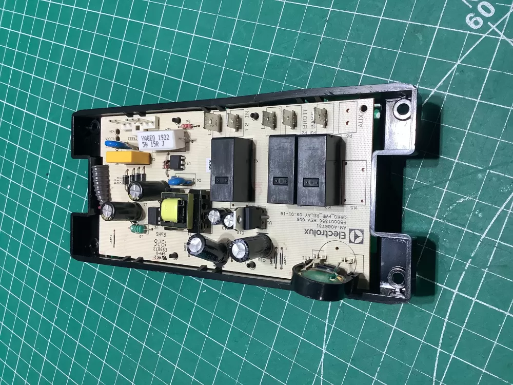 Frigidaire PD00059279 5304521889 4961081 Range Control Board AZ186951 | AR2675