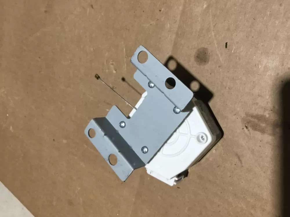 Samsung DC31-20014C Washer Clutch Drain Motor AZ73053 | Sl104