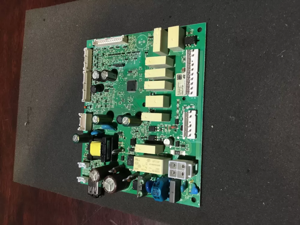 Frigidaire 5304522757  AP6976350  808069104  ER8E24TG07 Refrigerator Control Board