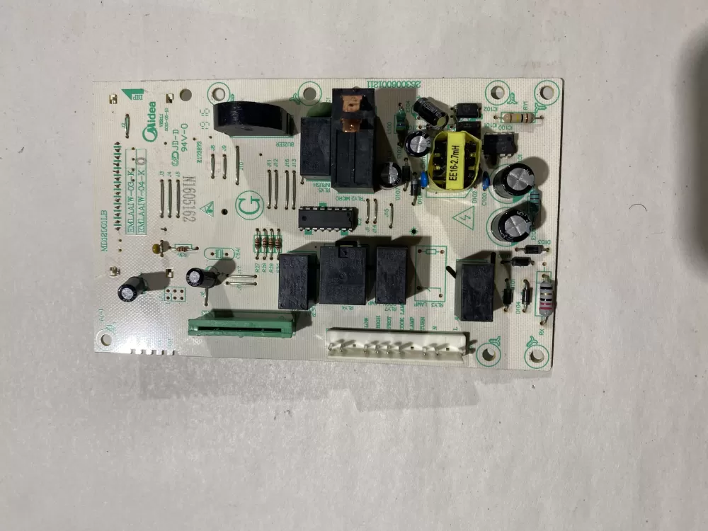 5304477390 EMLAAIW-04-K Frigidaire Microwave Control Board AZ105159 | BK470