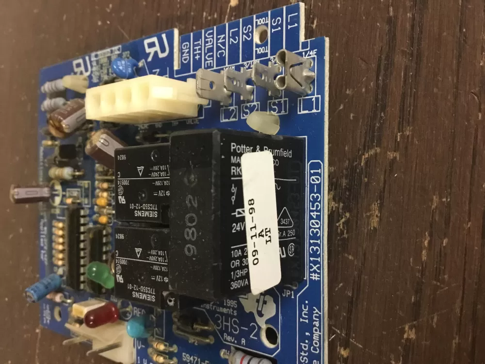 Trane American Standard X13130453-01 Furnace Control Board AZ19520 | NR176