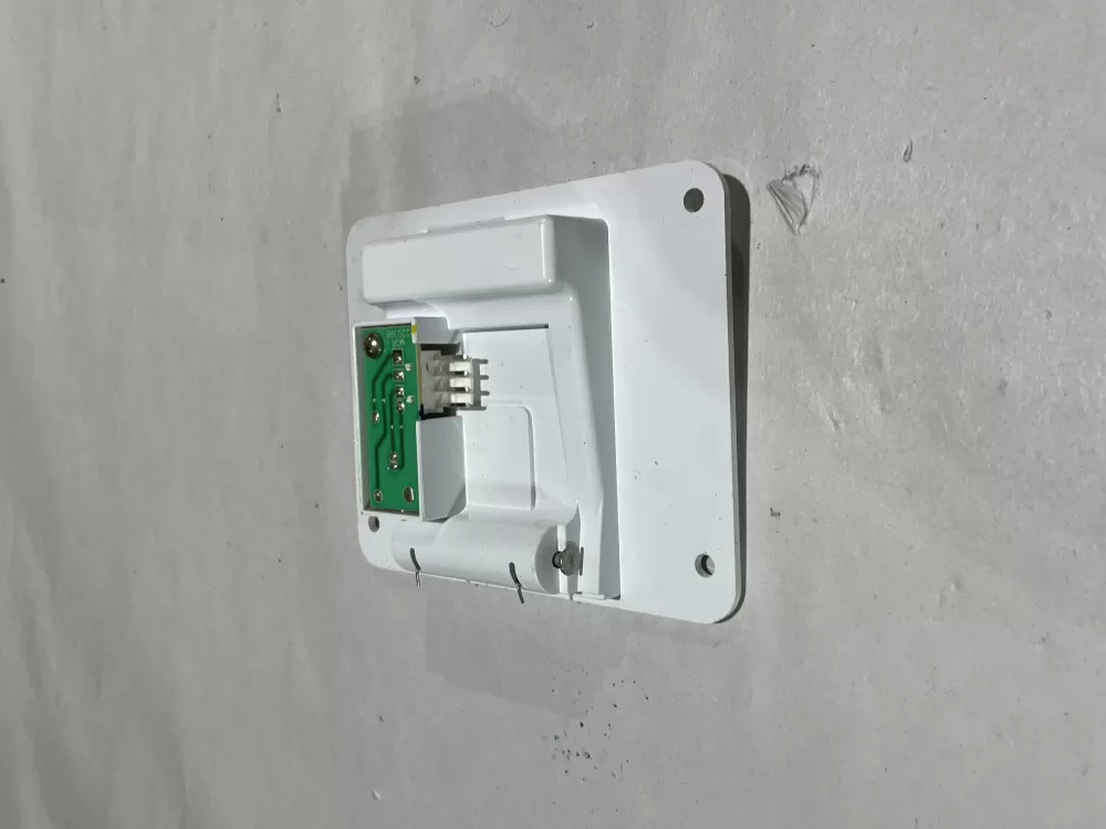 Whirlpool  Kenmore  KitchenAid 2220398 Refrigerator Control Board Ice