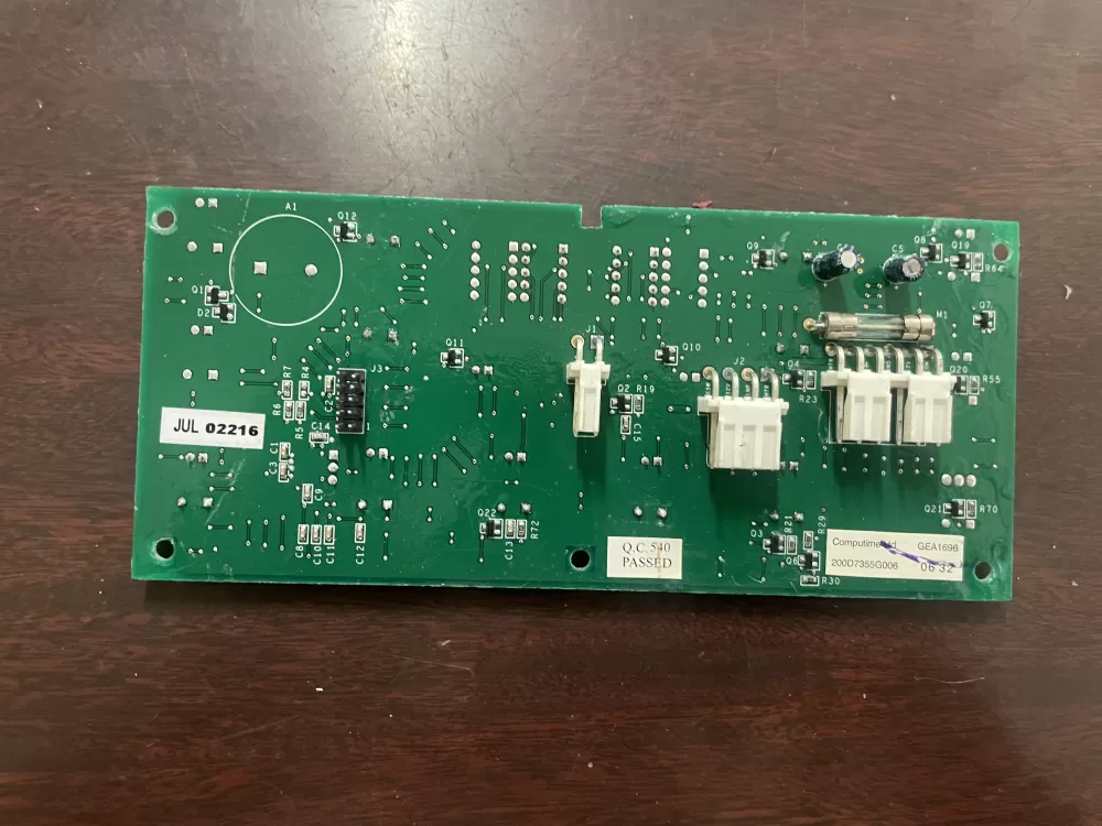 GE  Hotpoint 200D7355G006 Refrigerator Control Board Dispenser