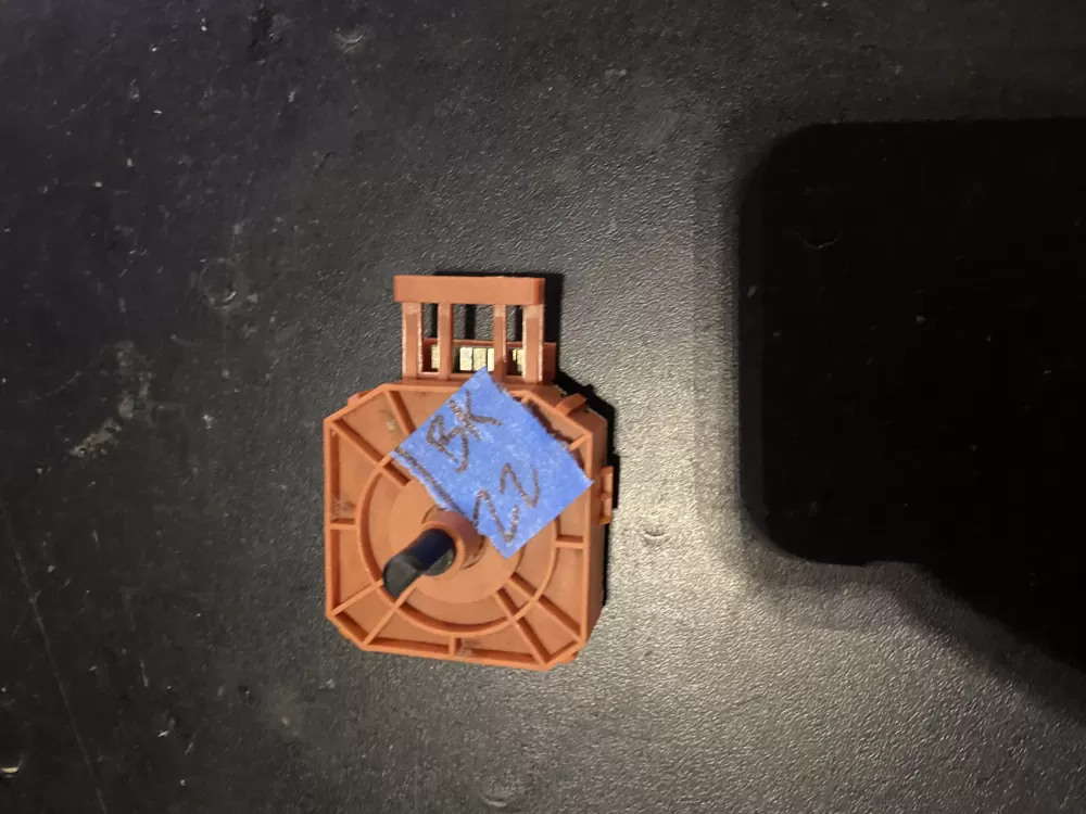  Frigidaire 137493300 Washer Control Board Selector Switch AZ25112 | BK22