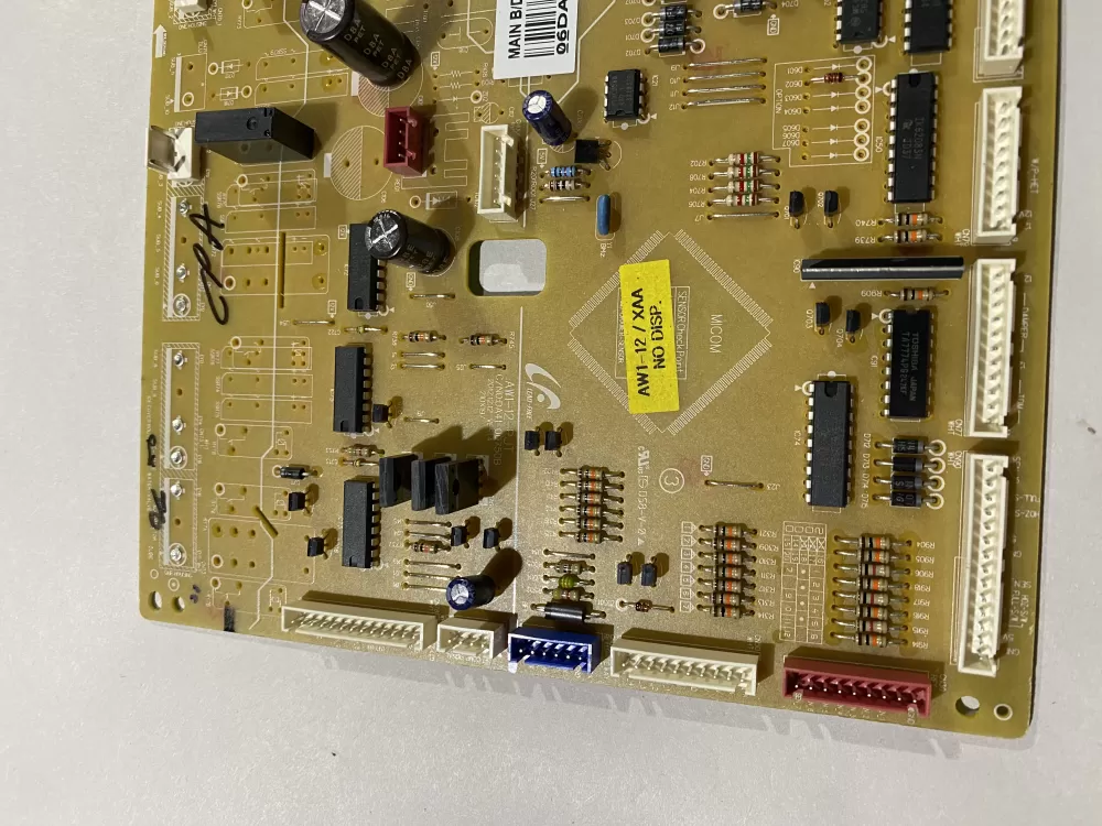 Samsung DA92 00384E Refrigerator Control Board AZ141394 | BK1675