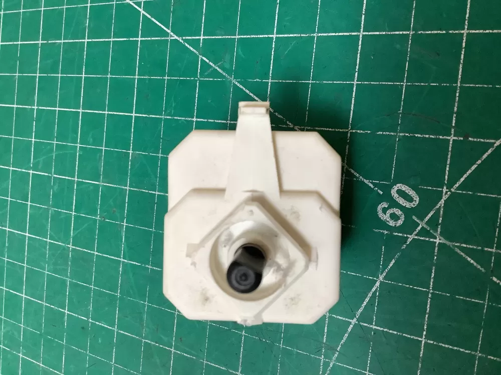 Admiral  Amana  Crosley  Estate  Inglis  Kenmore  Magic Chef  Maytag  Roper  Whirlpool 3398095 WP3398095  AP6008358  3398095  527427  PS11741493 Dryer Crosley Inglis Start Switch