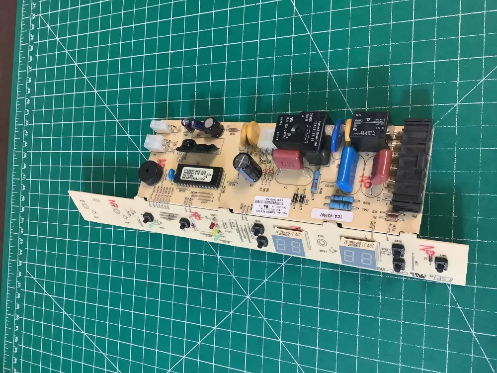 Kenmore 2304050 Refrigerator Control Board AZ222418 | NR1722