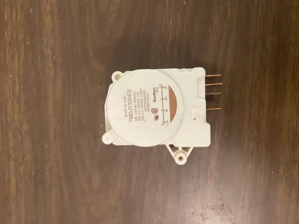 Hotpoint GE PS288216 Refrigerator Defrost Timer AZ74479 | BK1641