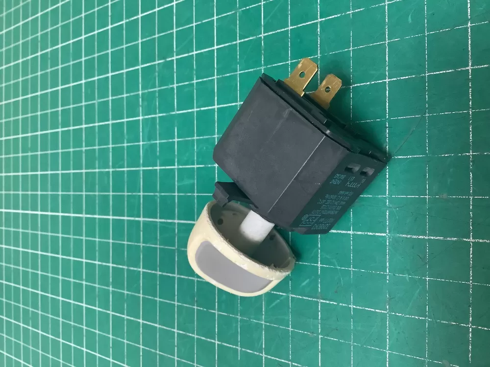 Whirlpool 3398093 WP3398093 Dryer WP Switch AZ224669 | SLA117