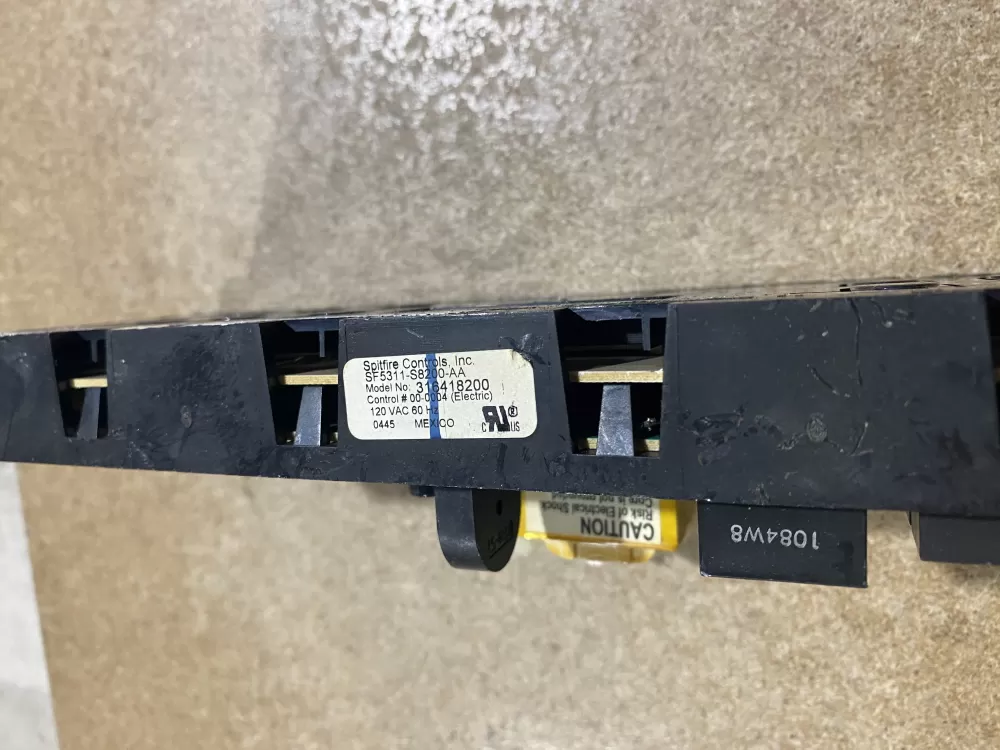 Frigidaire 316418200 316557100 316557115 Range Control Board AZ66218 | BK2088