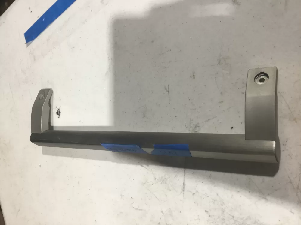 Bosch 00646410 Door Handle AZ87580 | Sl91