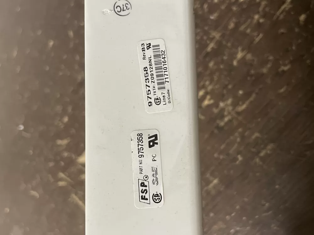 Whirlpool 9757358 Range Light Reflector