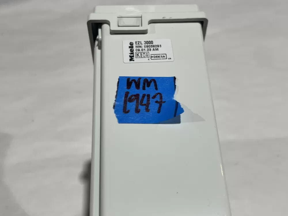 Miele 09039293 Dryer Control Board | AZ150976 | Wm1947