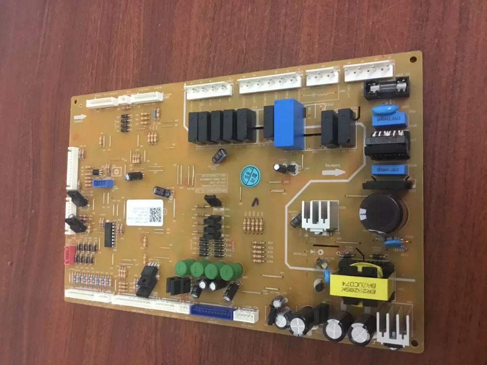 Kenmore 40301-0128600-00 Refrigerator Control Board AZ32852 | NRV357