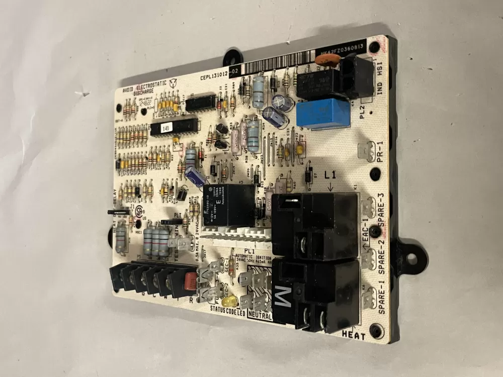 HK42FZ036 CEPL131012-02 integrated furnace control board AZ215880 | Wm927