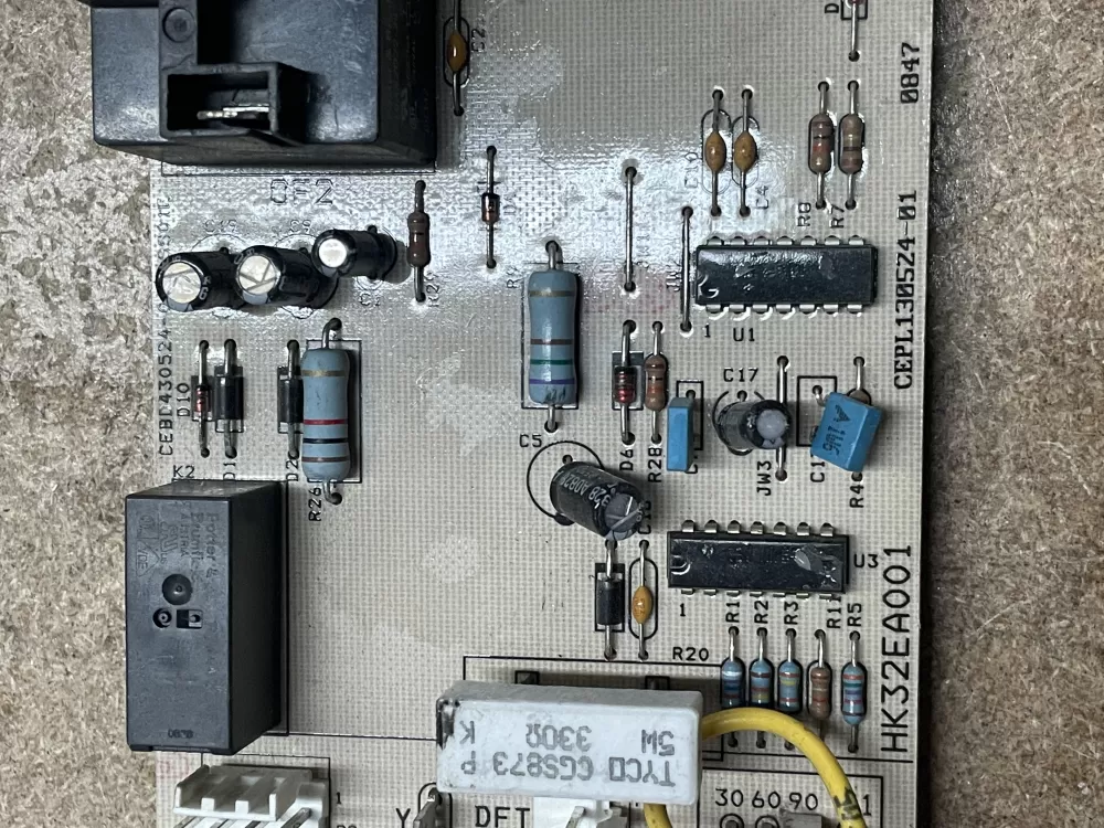 Carrier Bryant Hk32ea001 Cepl130524 01 Furnace Control Board AZ15601 | KM960