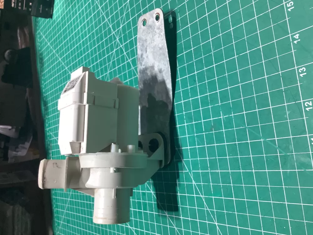 Hotpoint GE 175D3834P003 Washer Drain Pump AZ142134 | SL271