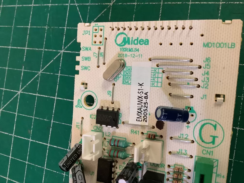 Pcb board/ dehumidifier 200525-8A  AZ205413 | NR612.   