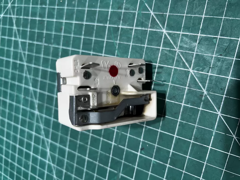 JennAir Whirlpool 7403P670-60 Infinite Stovetop Switch AZ161288 | Sl234