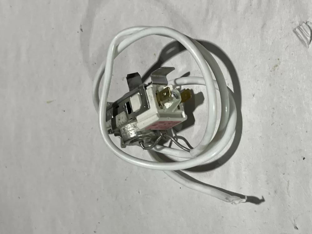 Electrolux  Frigidaire  Whirlpool  Maytag  Kenmore 450226-16 Refrigerator Thermostat