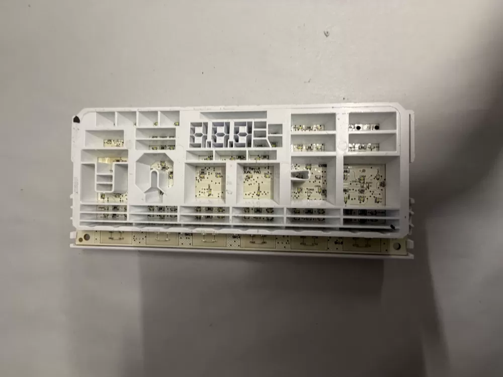 Whirlpool KitchenAid Roper Estate W10677105 WPW10677105 PS11757084 Refrigerator Control Board