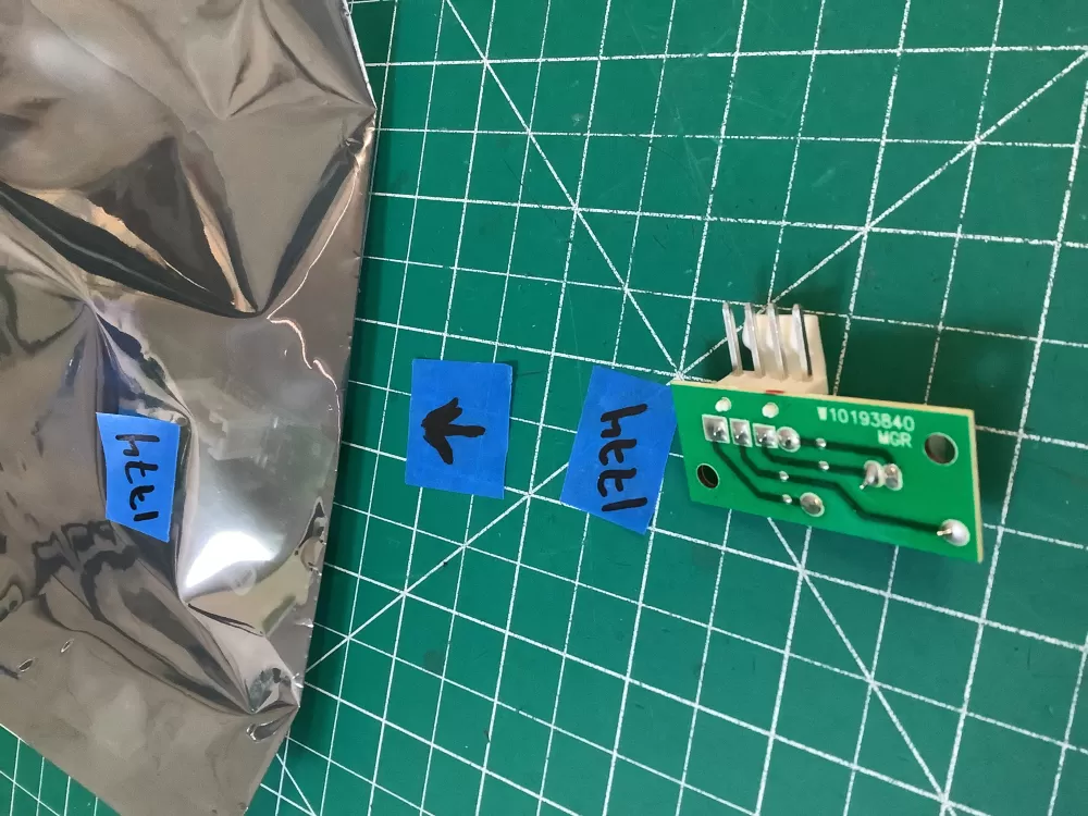 Whirlpool W10757851 4389102 Refrigerator Ice Control Board AZ217905 | NR1774