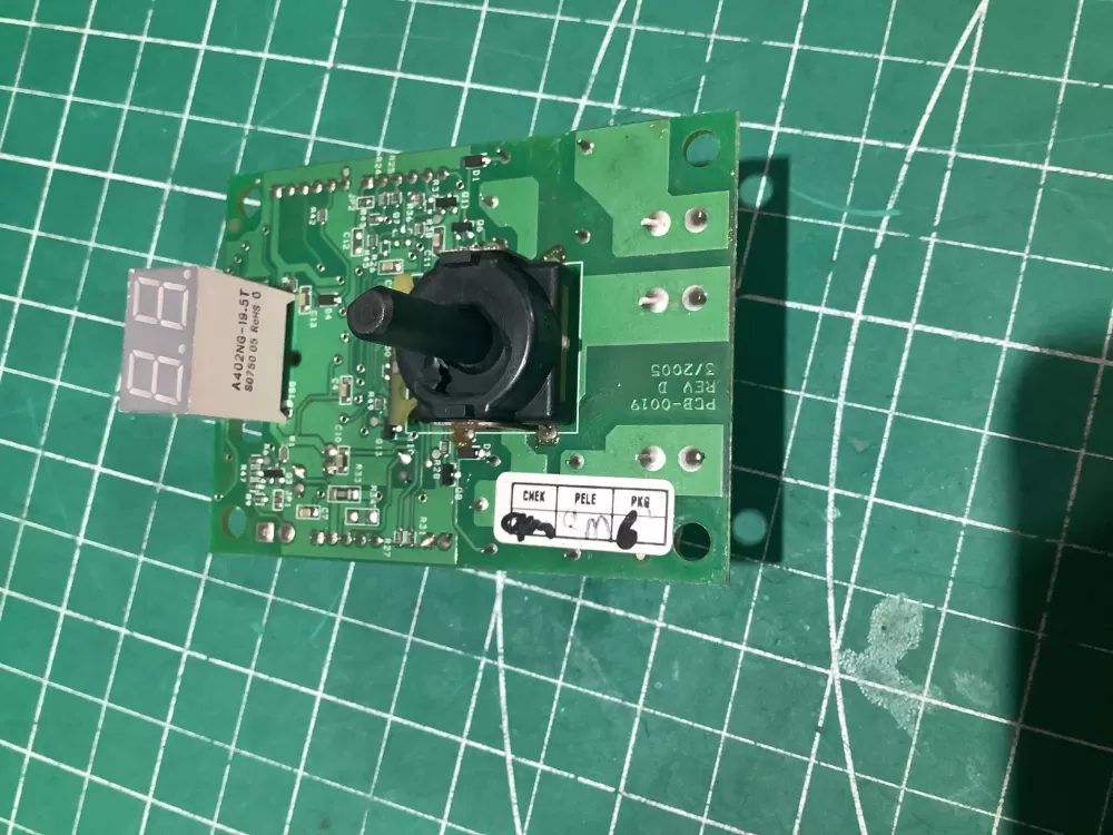 Electrolux SM3161804F Range Control Board