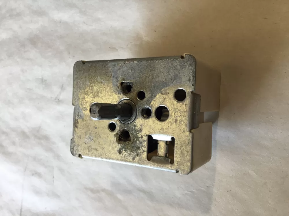 GE Hotpoint Kenmore 164D1816P006 Range Switch AZ155710 | SL124