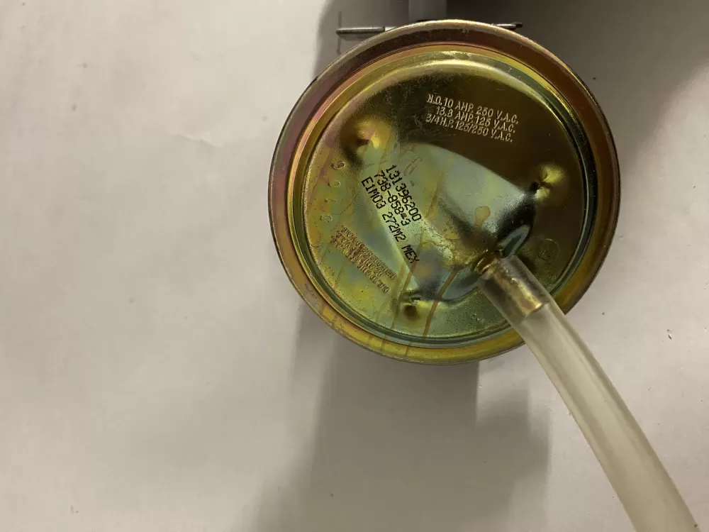 Westinghouse 134680100 Washer Gibson White Pressure Switch AZ197650 | BK2737