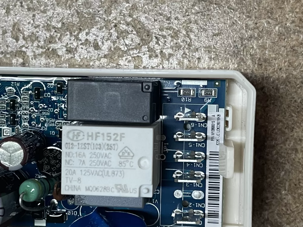 Whirlpool  Amana W10866515 Refrigerator Control Board