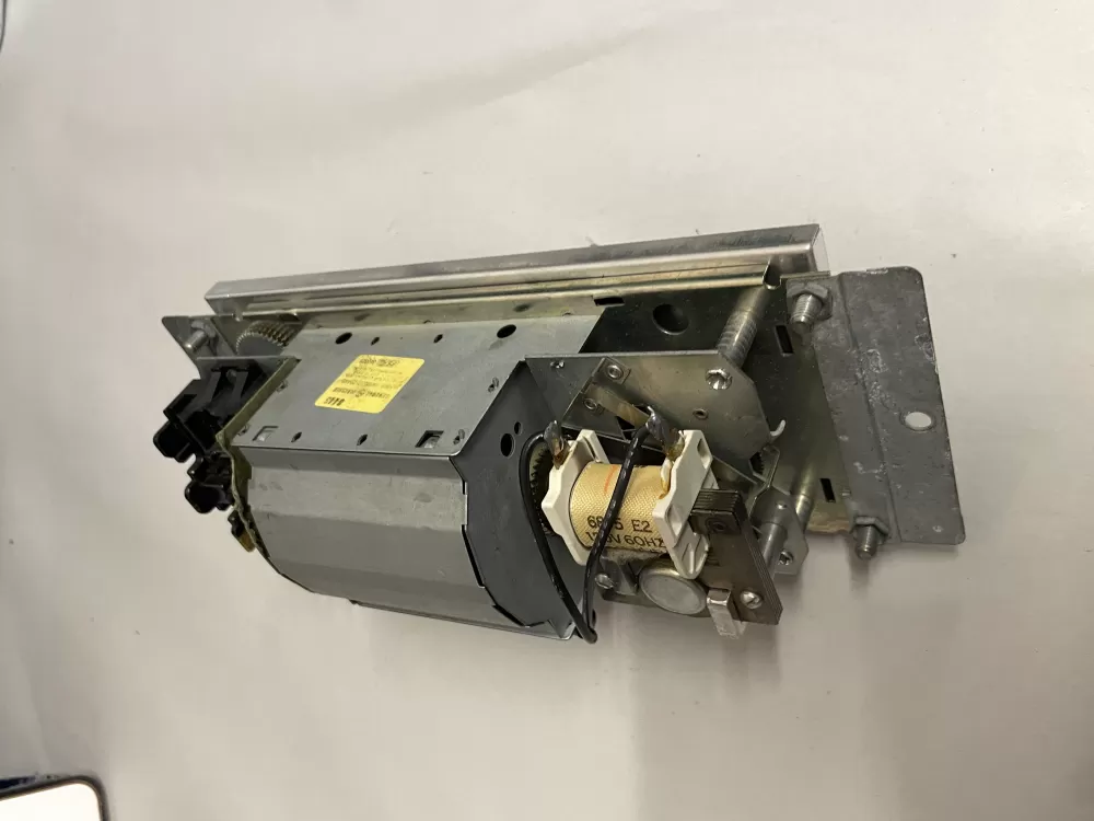 GE 310325 Oven Clock and Timer Assembly