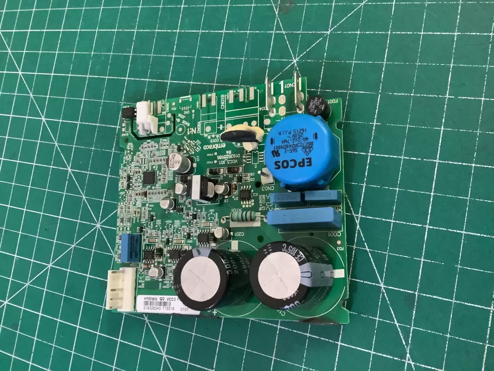 Frigidaire 0193525185 Refrigerator Control Board Circuit AZ203793 | NR328