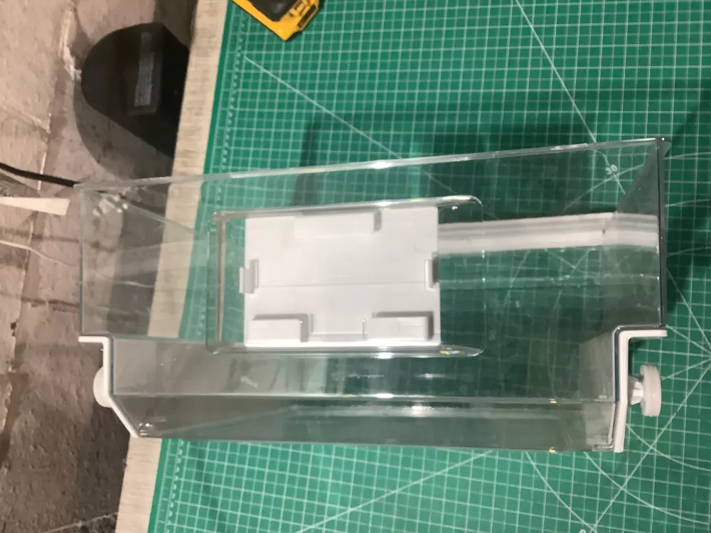  A153828  Refrigerator Crisper Pan