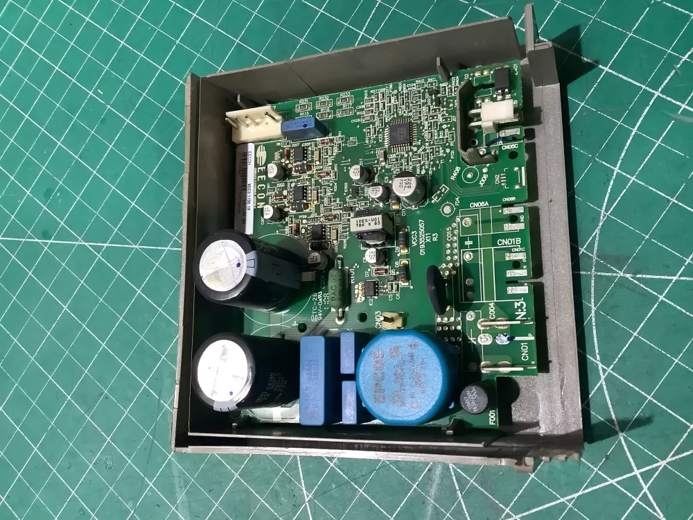 Whirlpool W1089391 Refrigerator Compressor Inverter Control AZ196731 | AR1303