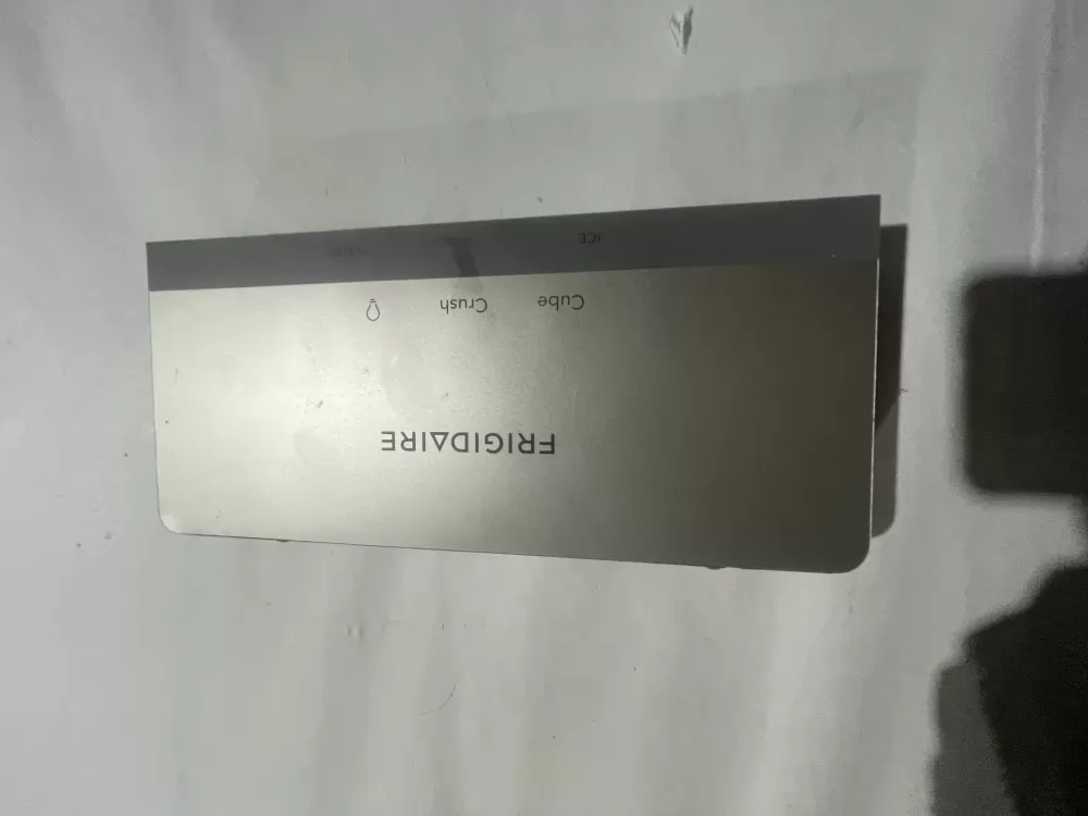 Frigidaire A15082203RC Refrigerator Control Board