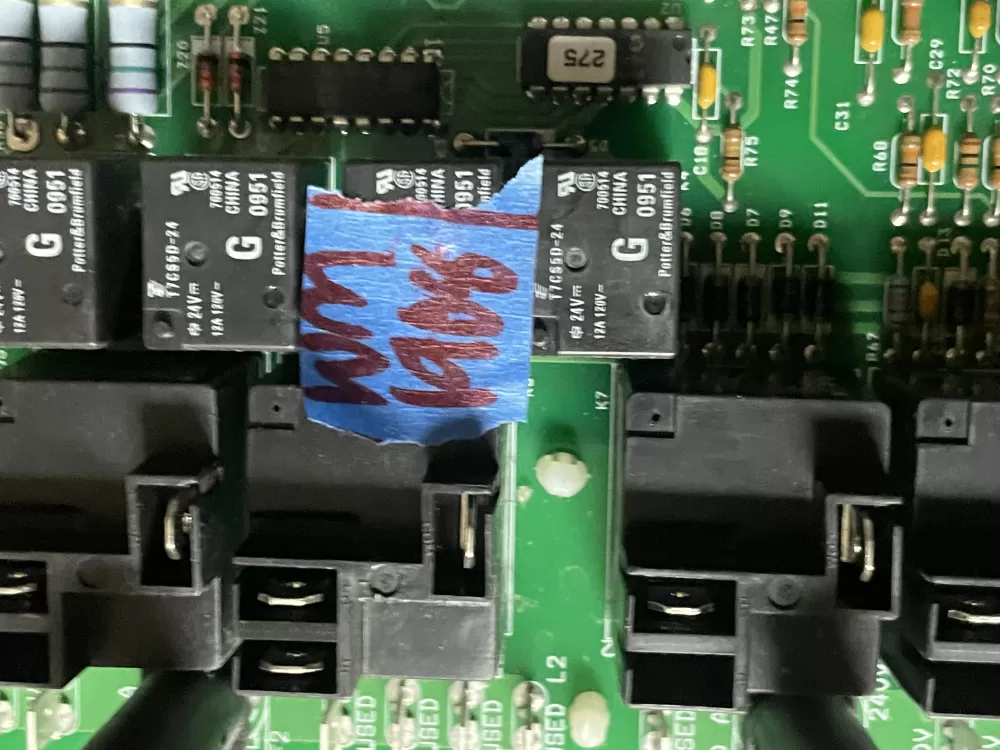  17P513-07 Furnace Control Board Premier Series  AZ51884 | Wm1909