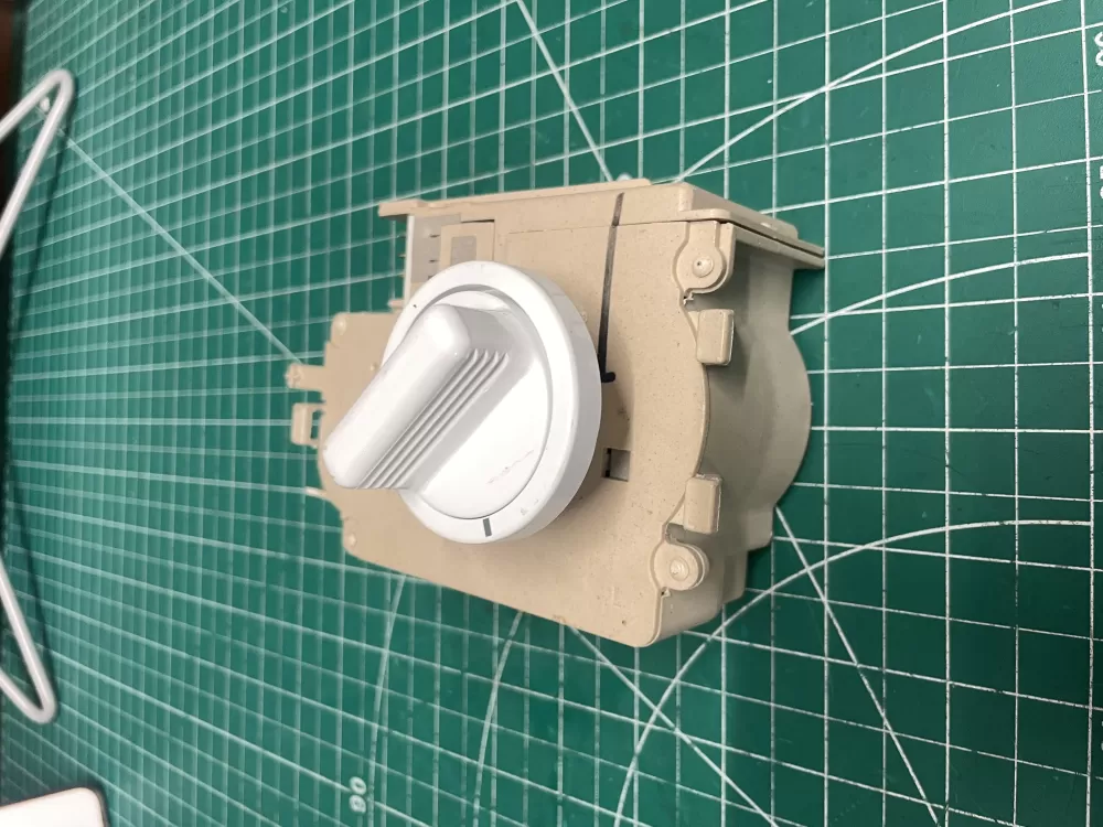 Frigidaire  GE  Kenmore 131758600B Washer Timer