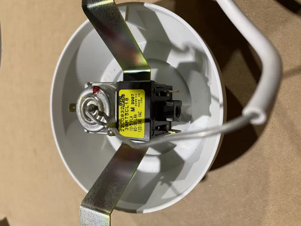 Whirlpool Fridge Cold Control Thermostat (120/240Vac) 2200832 AZ117554 | BK2172