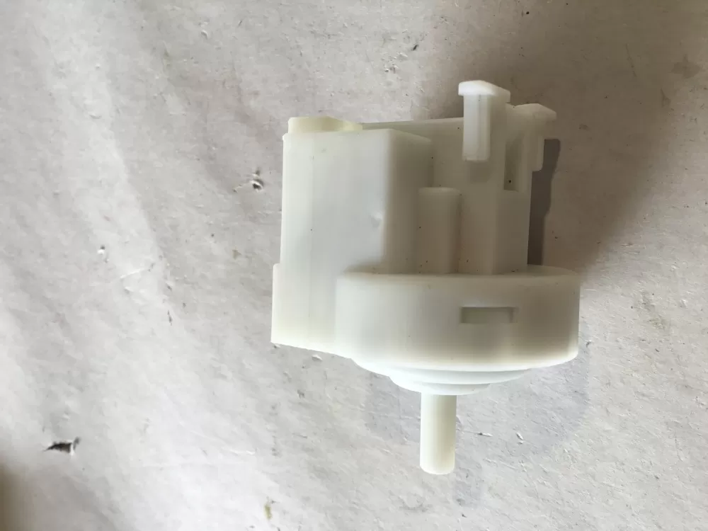 Bosch Kenmore 9000709431 Washer Pressure Switch AZ150183 | SL215